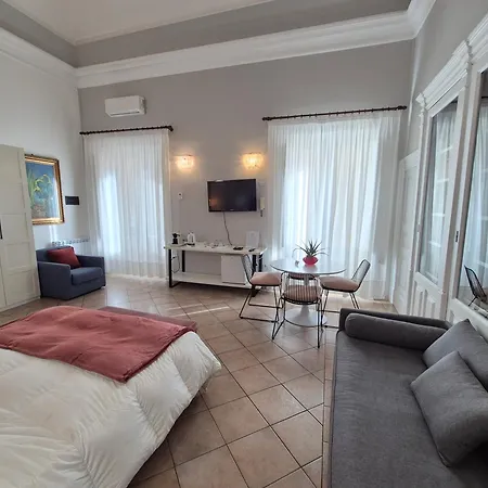 Centro Storico With Terrace ベッド・アンド・ブレックファスト カターニア