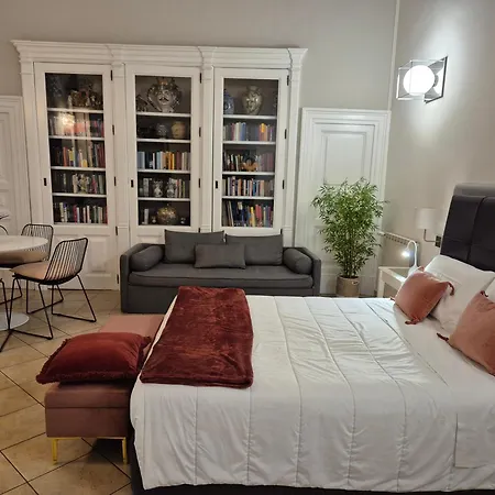 ベッド・アンド・ブレックファスト Centro Storico With Terrace カターニア